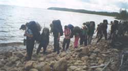 �������